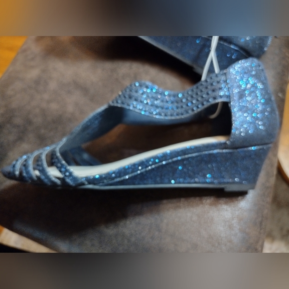 NWOT Charter Club Blue Wedge Heels - Picture 6 of 9